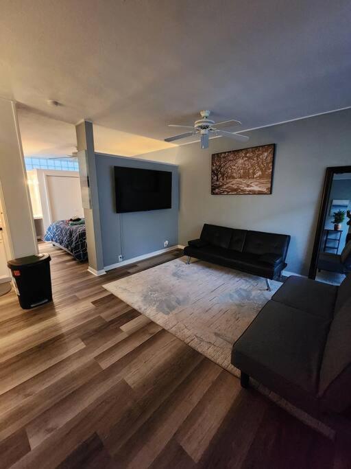 Ferienwohnung Blue Shark *W7* @ Montrose 1Br Private King Loft Houston Exterior foto